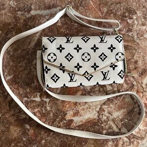 Chic White and Black Designer Crossbody Bag